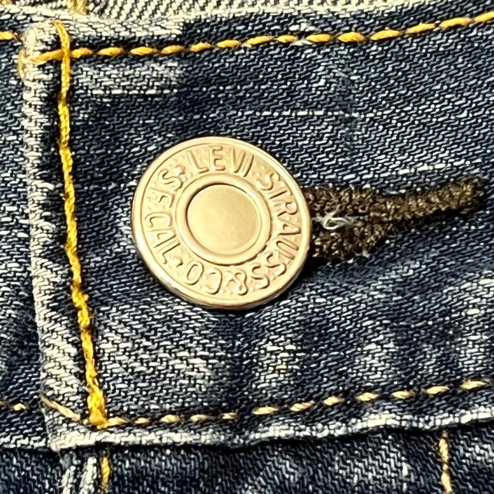 VTG 90's Levis 559 Blank Red Tab 